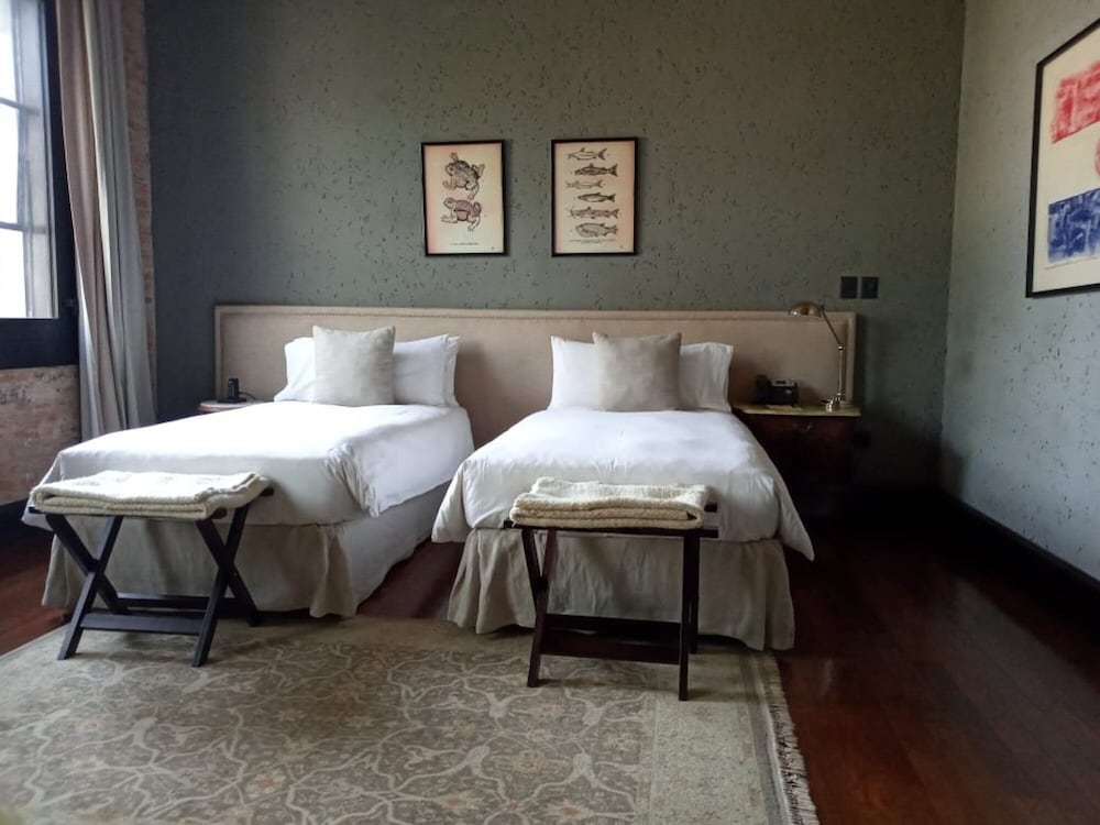 Factoria Hotel 16/66