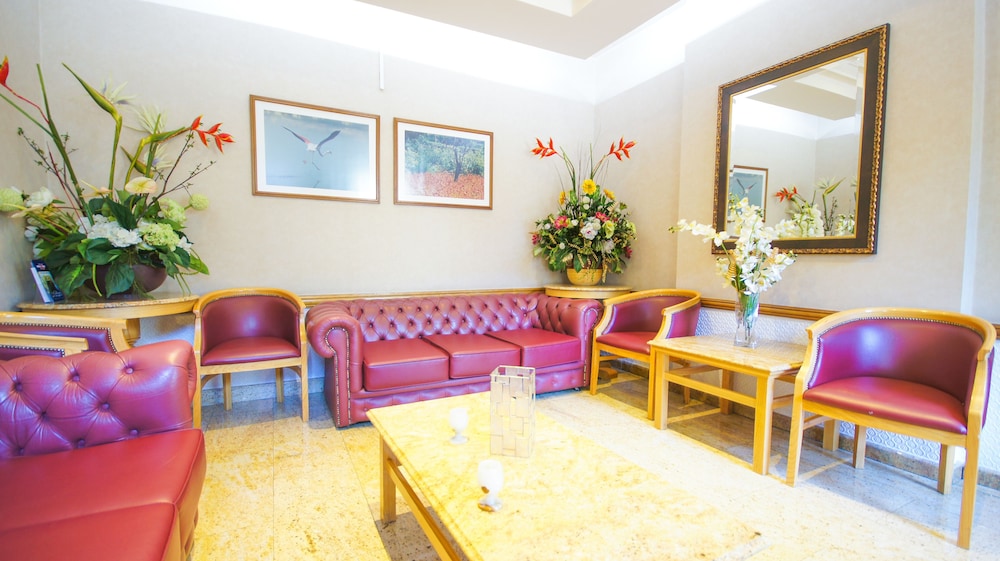 Nayland Hotel 52/66