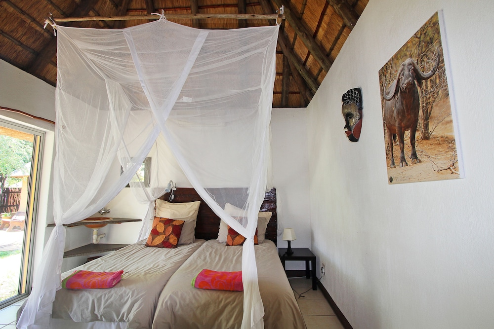 Normann Safari Bush Lodge 11/50