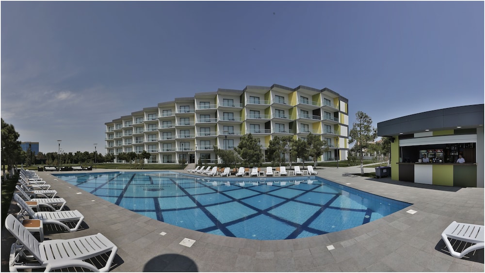 Homebridge Hotel Apartments 32/47