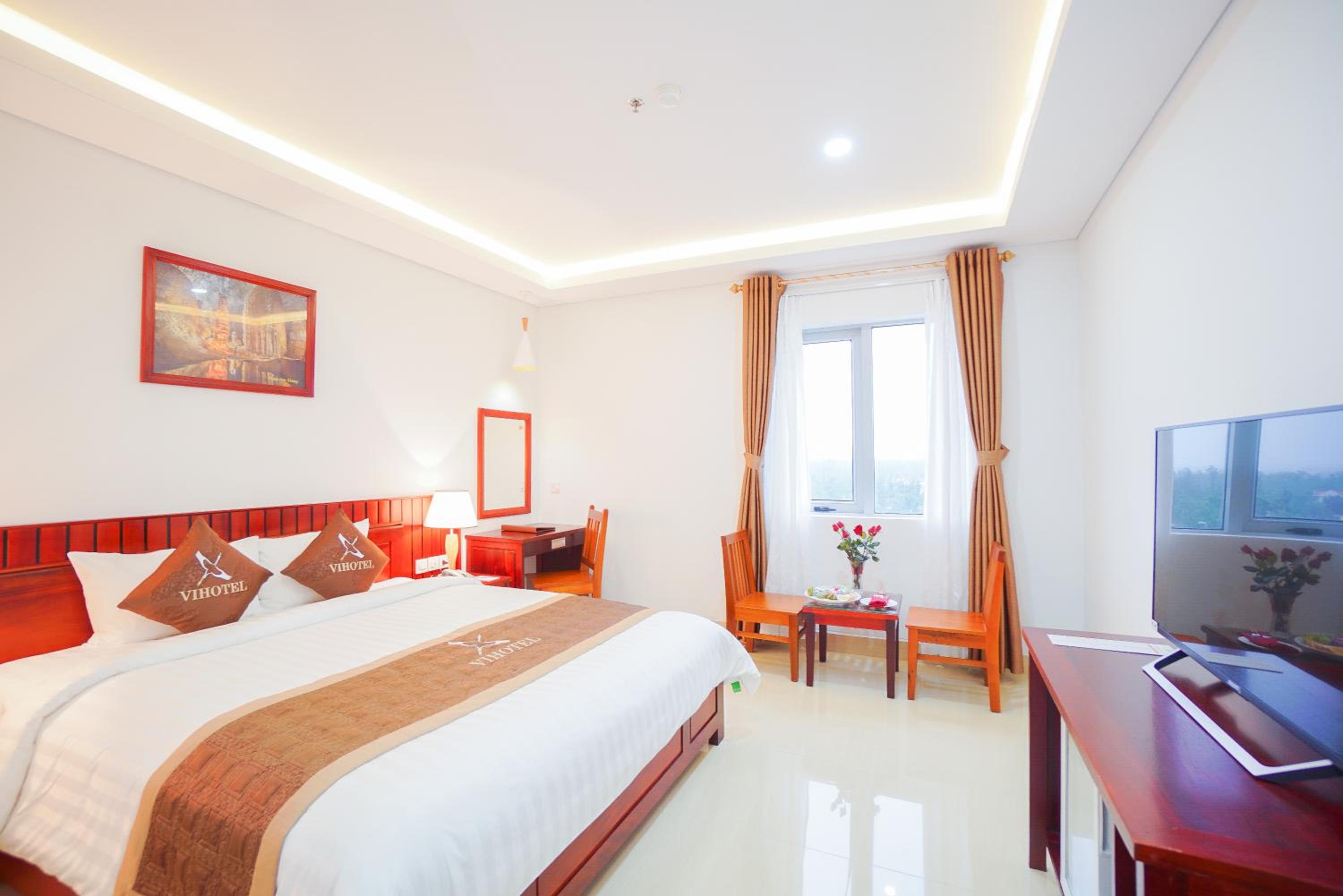 Superior, King Bed