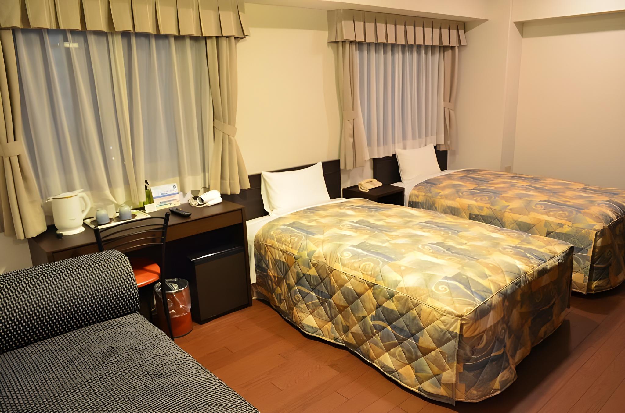 Mini, Premium, Twin Beds, Kitchen