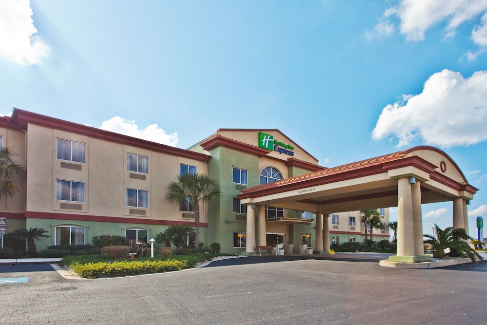 Holiday Inn Express Hotel Suites Live Oak 5/71