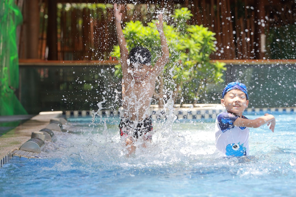 The Mudan Hot Springs Resorts and Villa 26/45