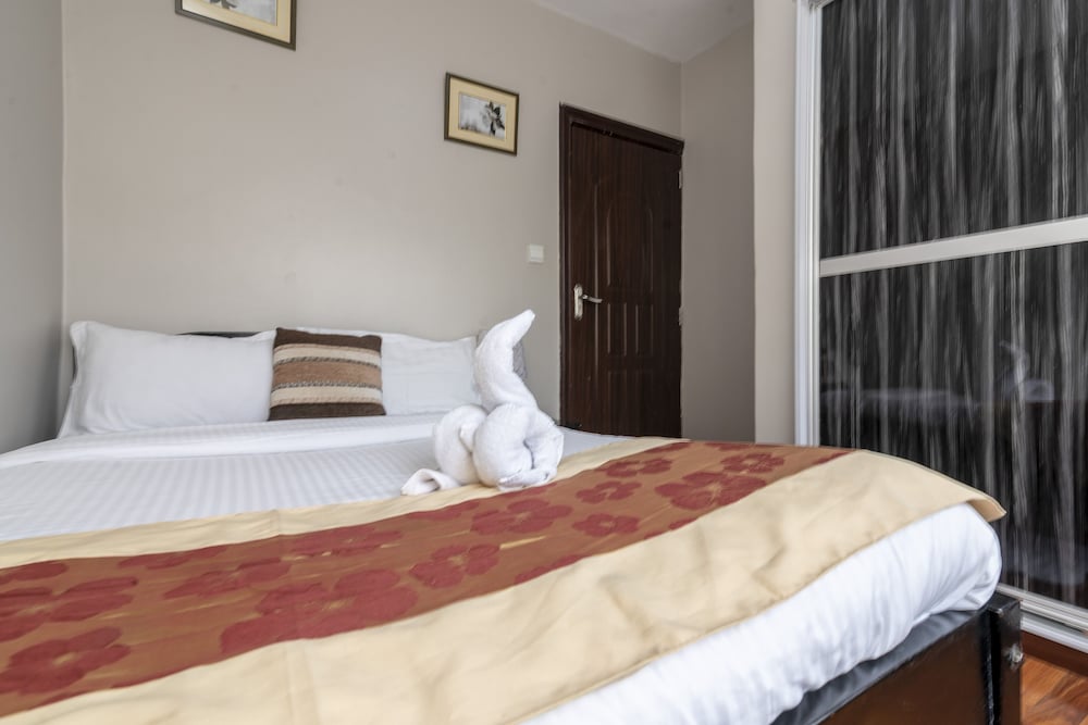 Eldon Suites Apartments 14/34