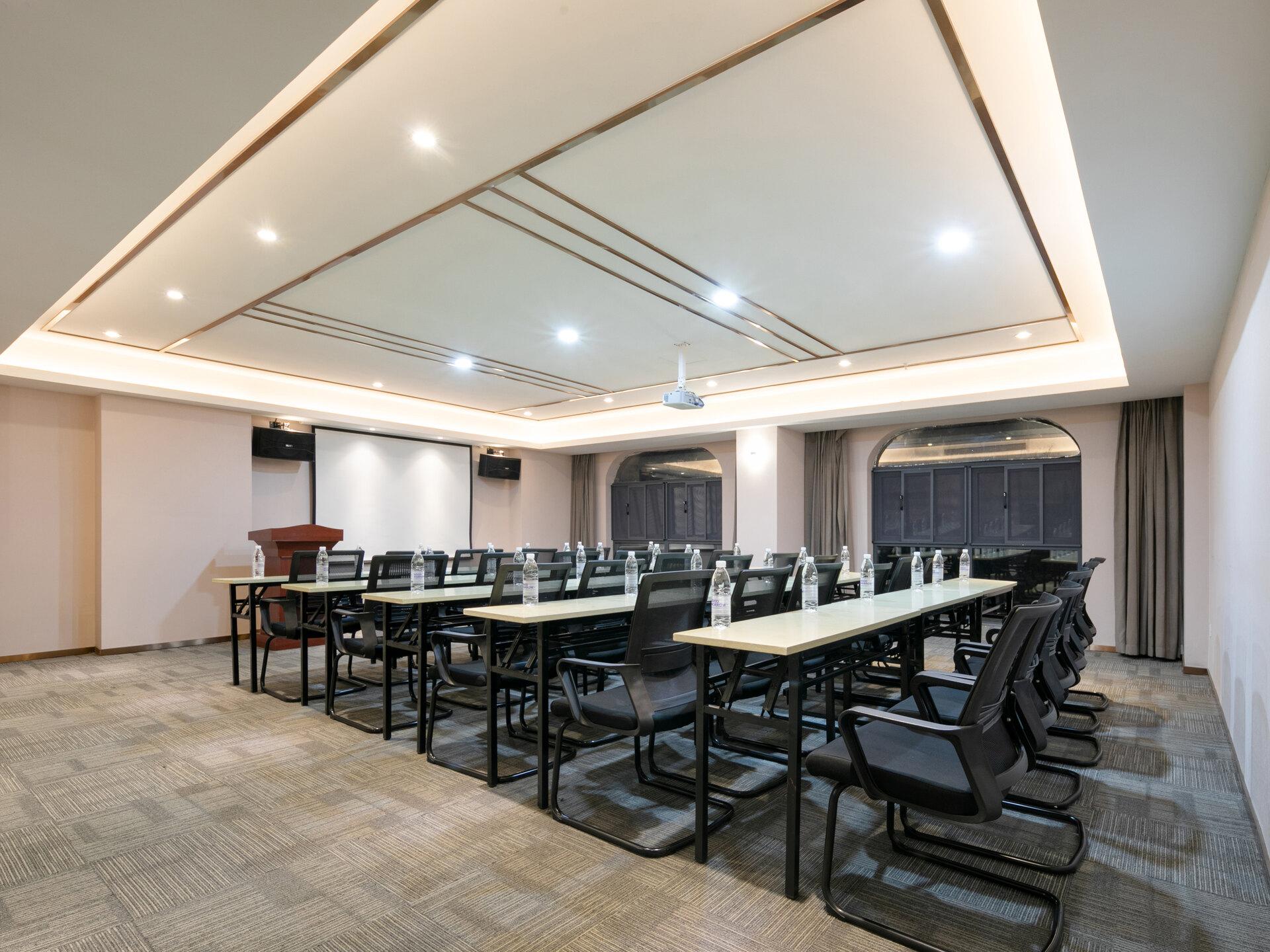 Lavande Hotel (Wuhan Yangluo subway station store) 41/47