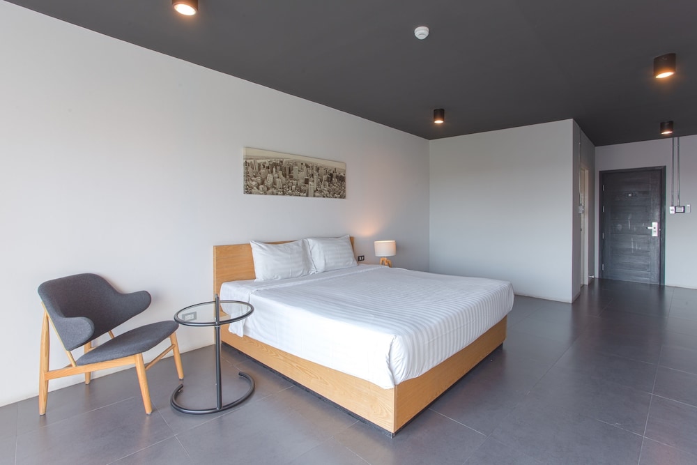 Get Zleep Premium Budget Hotel 13/59