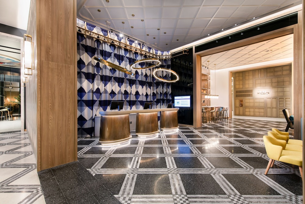 Mercure Bangkok Sukhumvit 24 8/75