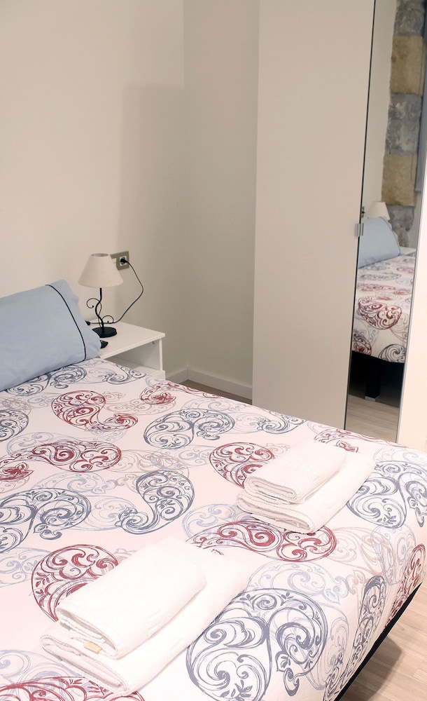 Talaia Hostel 11/32