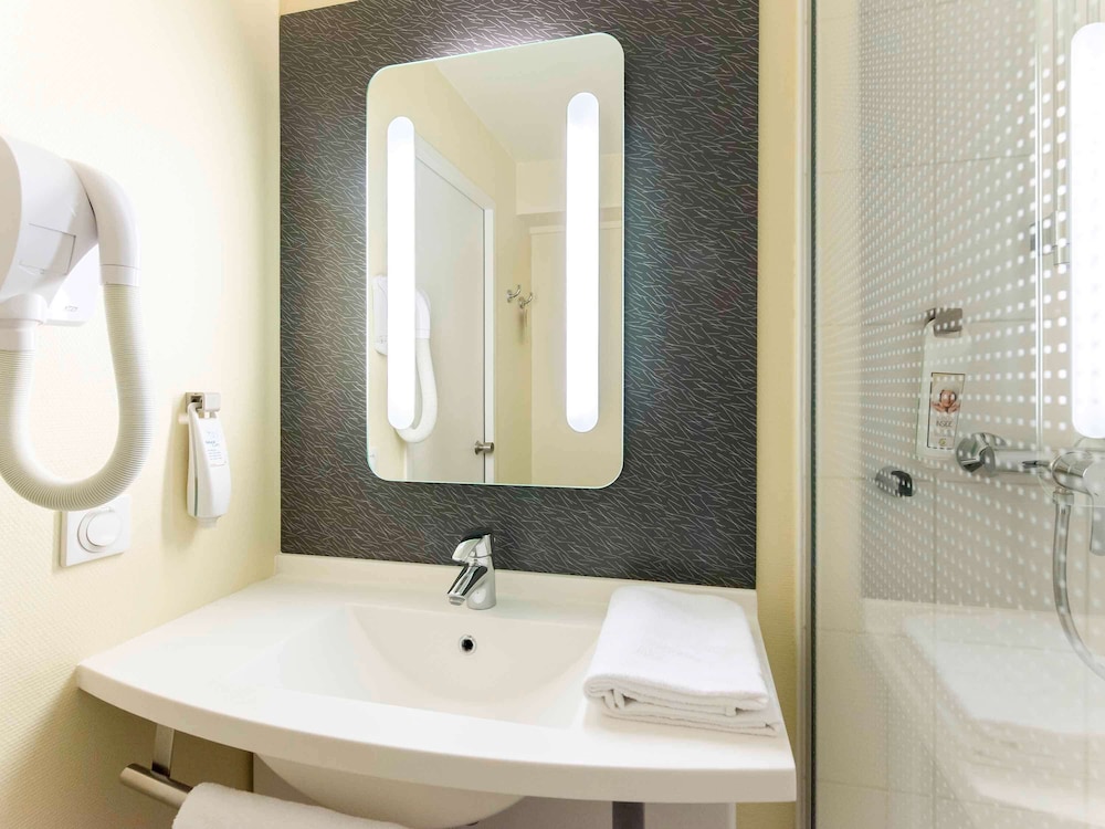 Ibis Paris Porte De Vanves Parc Des Expositions 45/48