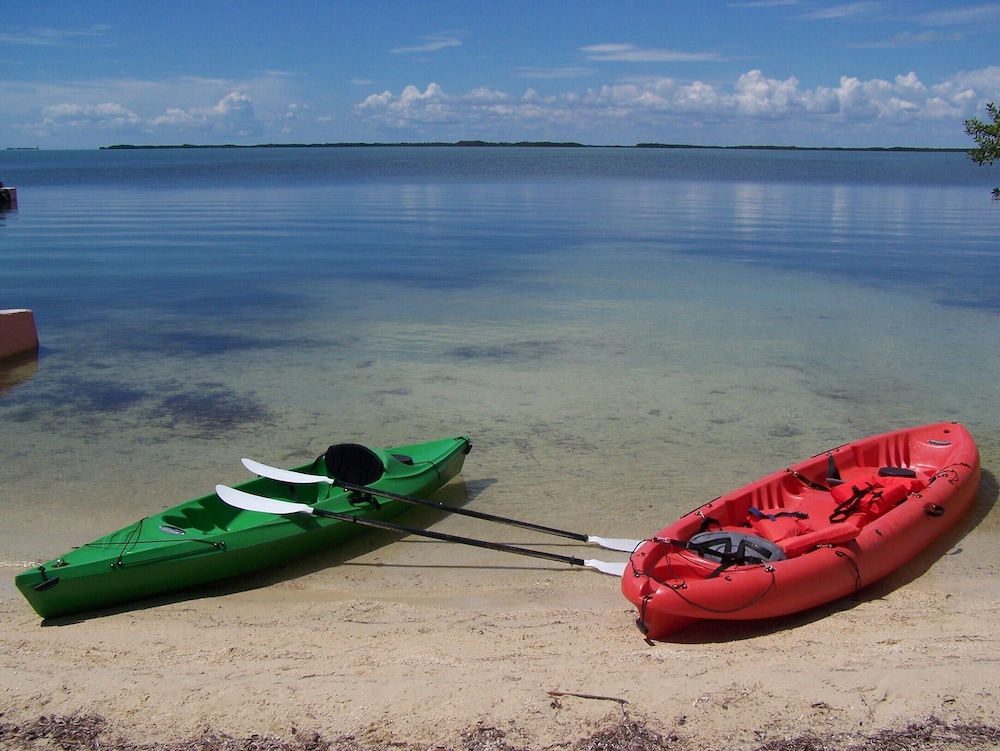 Rock Reef Resort 48/77