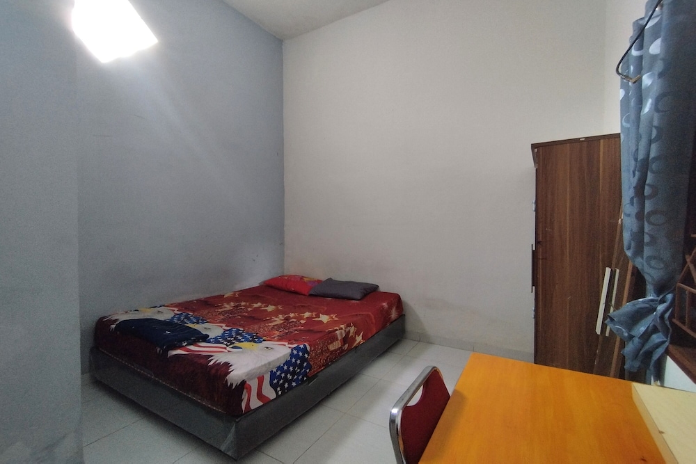 OYO 2933 Wisma Hiro Pertiwi 11/26