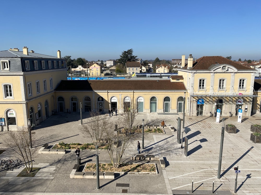 The Originals Boutique, Hotel Terminus, Bourg-en-Bresse Station 54/60