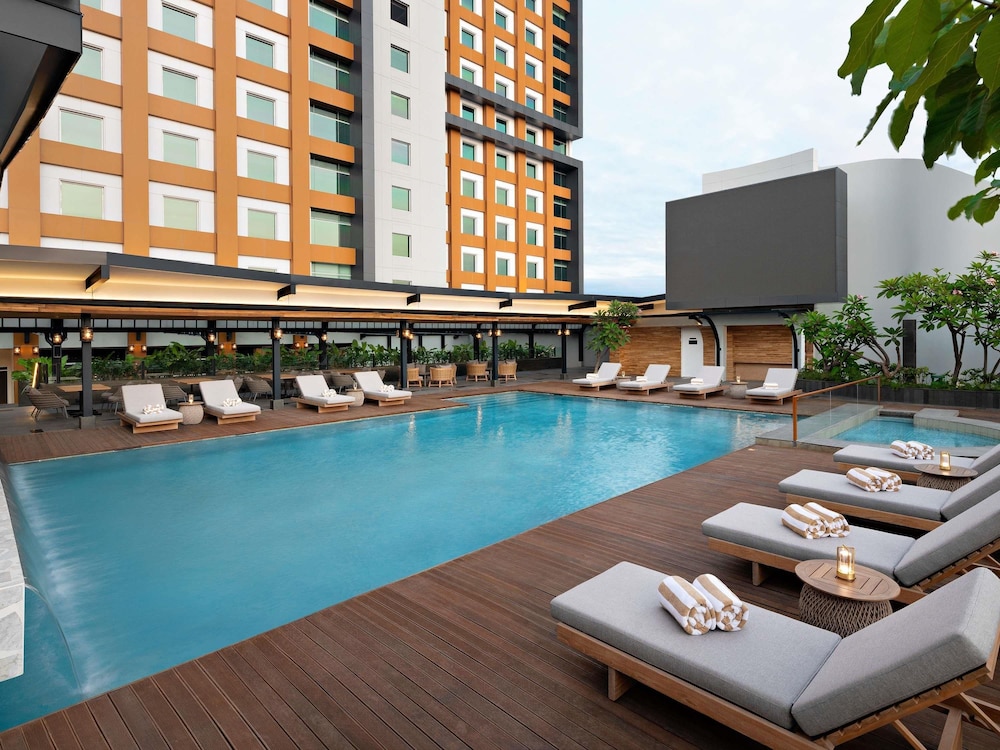 Movenpick Hotel Jakarta City Centre 7/60