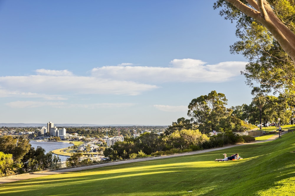Quest Kings Park 5/40