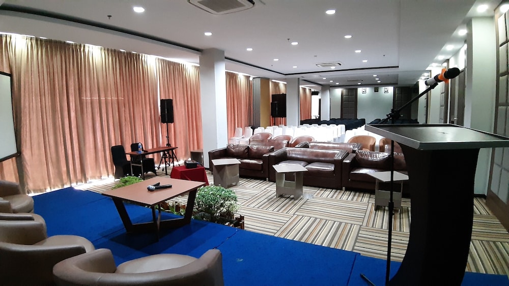 XTRA HOTEL BENGKULU 49/58