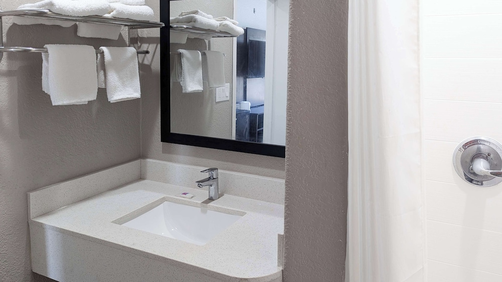 Motel6 Victoria, TX 44/52