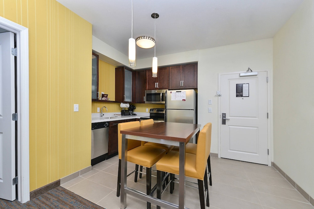 Residence Inn Des Moines Downtown 37/56