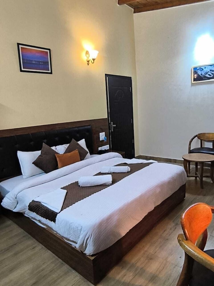 Damyanti Residency Hotel