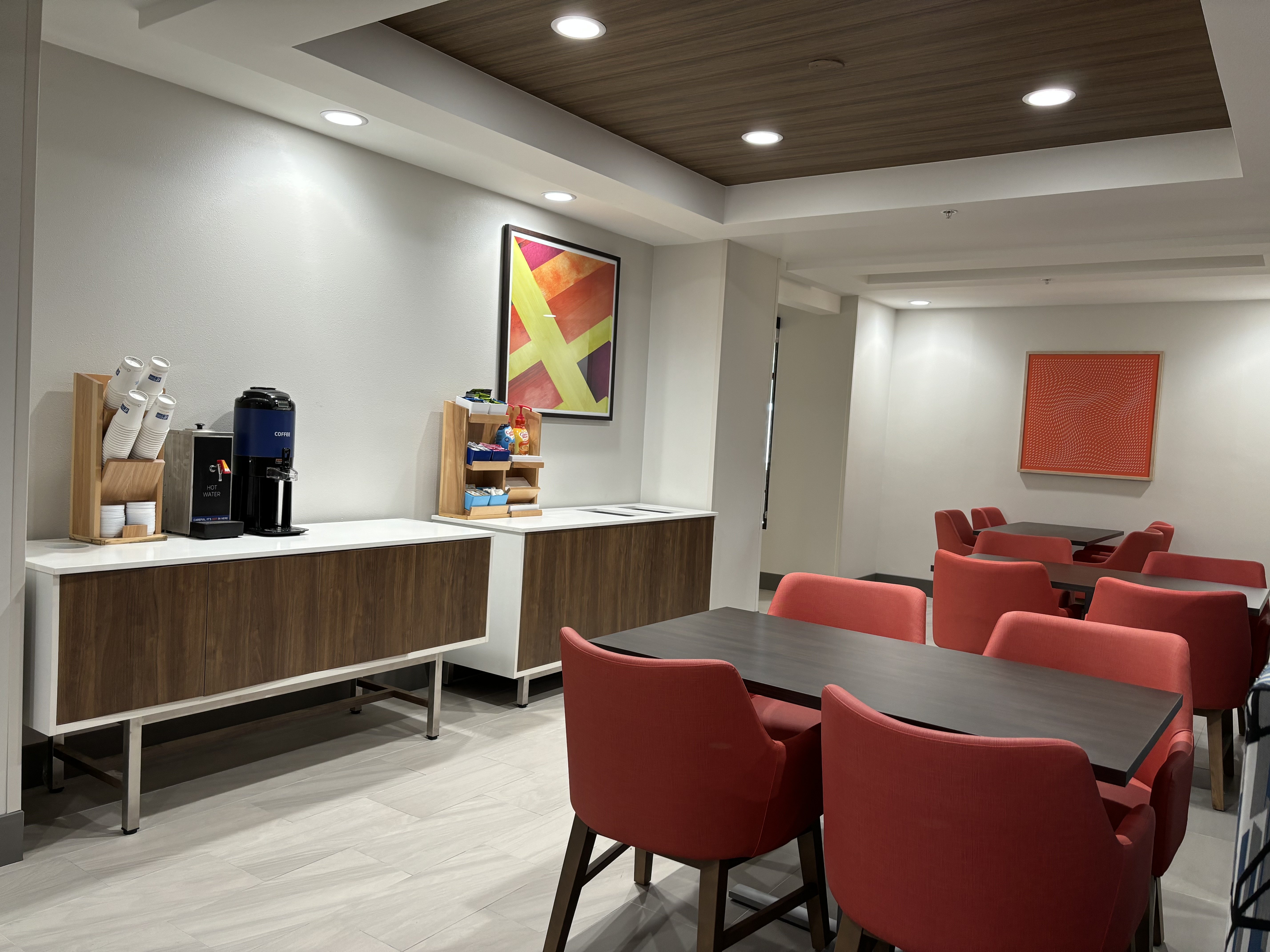 Holiday Inn Express Hotel And Suites Saint Robert Leonard Wood 47/50