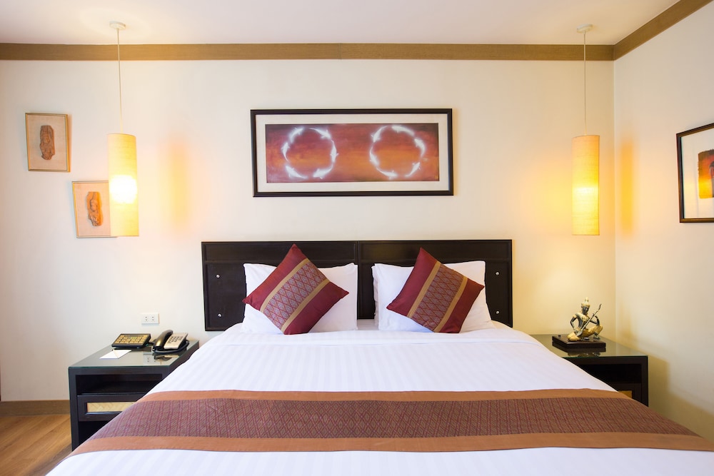 The Tarntawan Hotel Surawong Bangkok 15/60