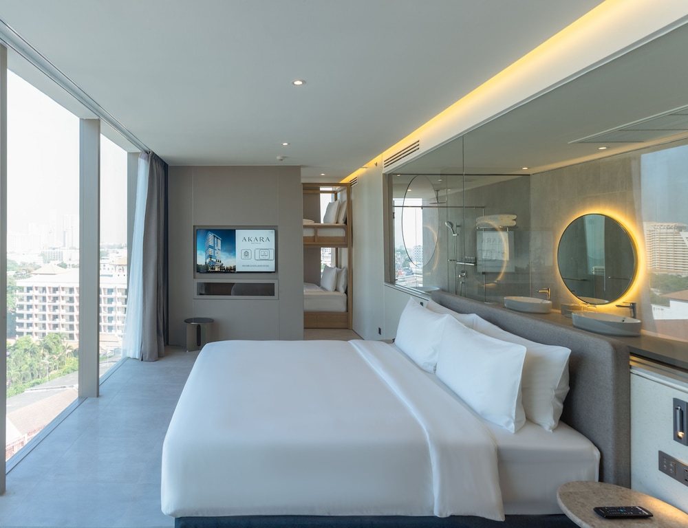 FAMILY SUITE, PANORAMA