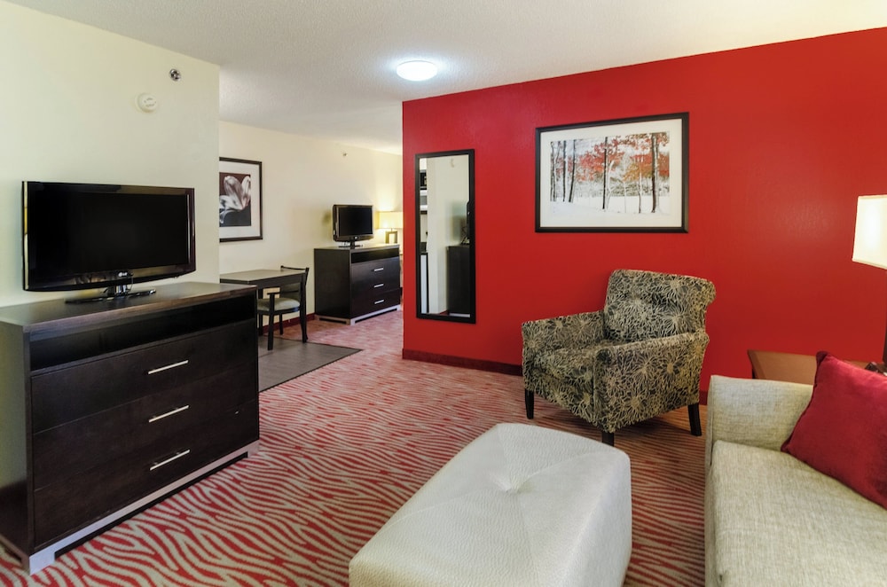 Holiday Inn Express Hotel And Suites Vinita 45/63