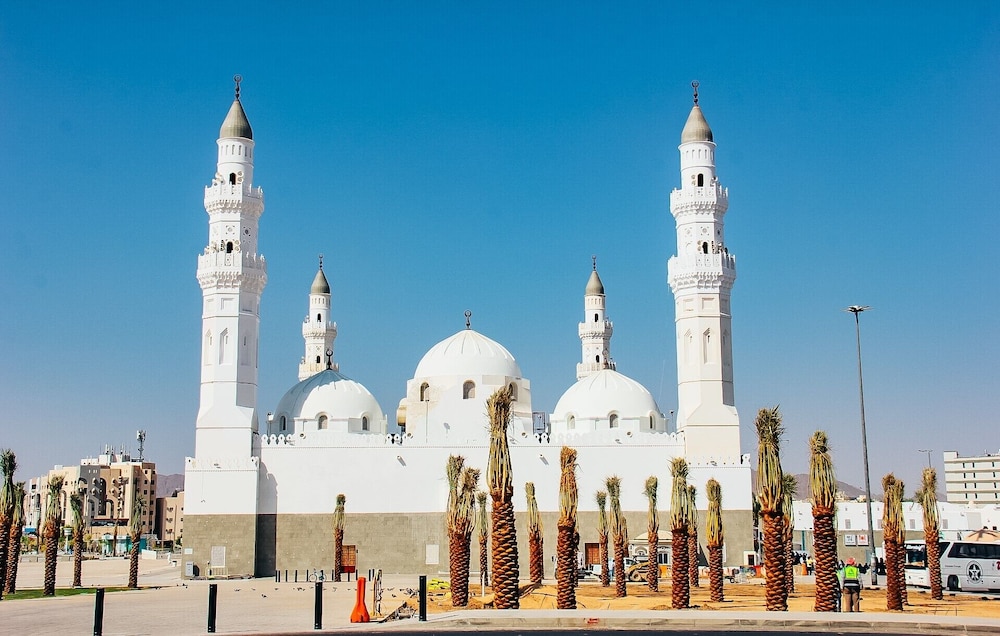 Waqf Othman Bin Affan hotel 33/38