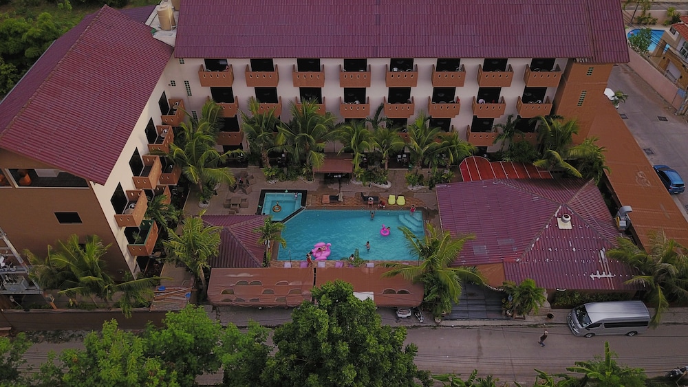 Akira Resort in PATTAYA