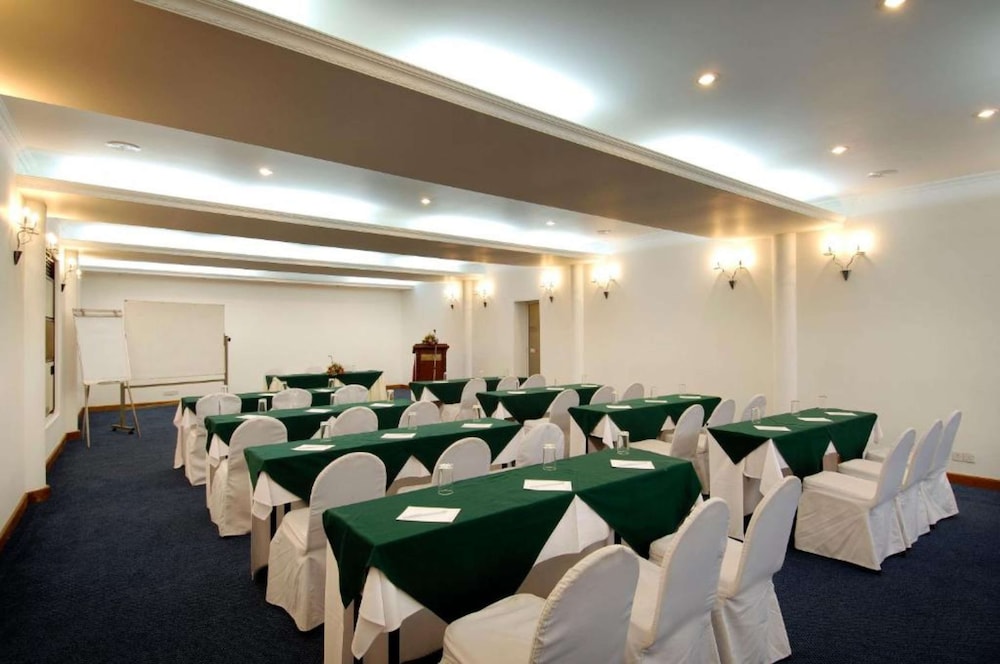 Berjaya Hotel Colombo 37/48