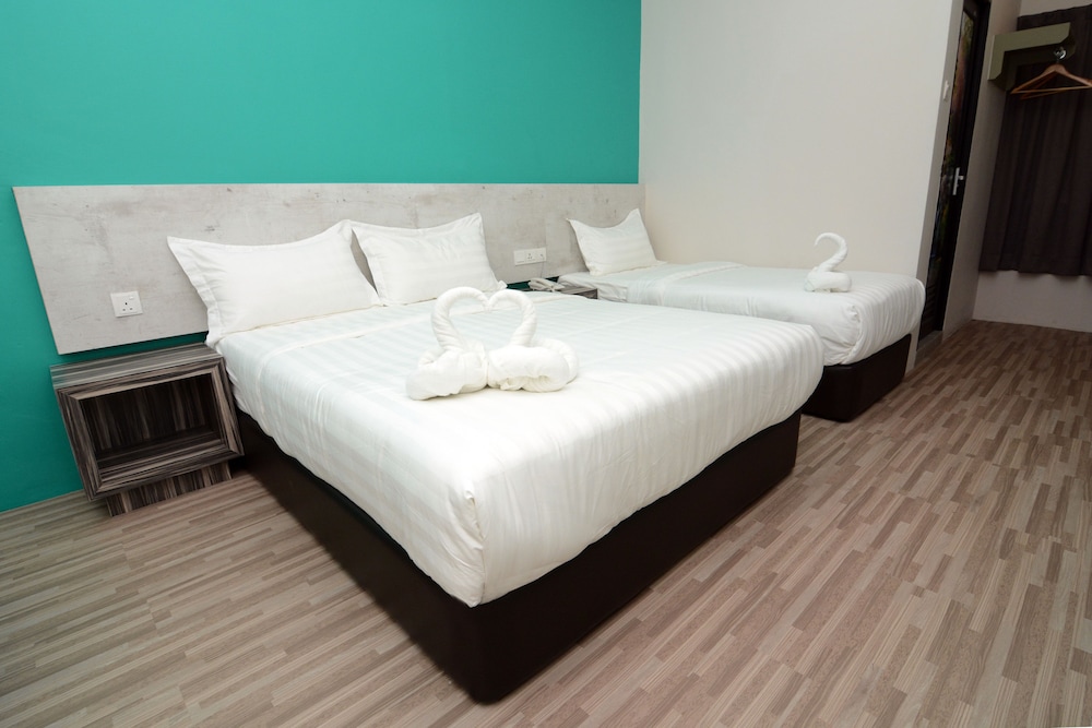 Eco Garden Hotel 15/36