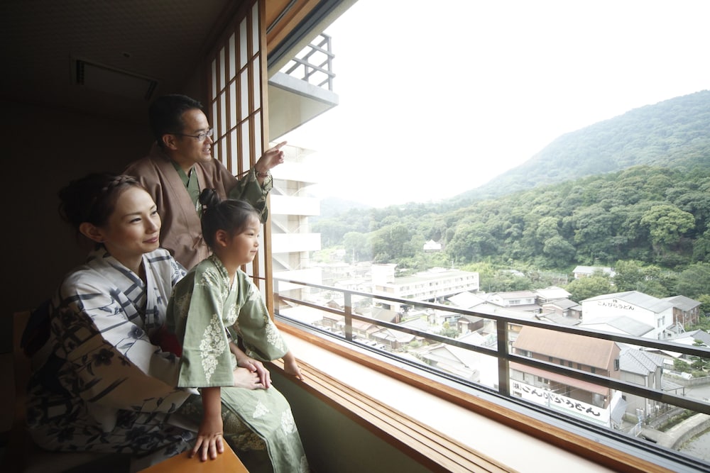 Kotohira Onsen Kotosankaku 12/64