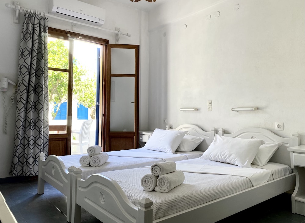 Hotel Helliniko 18/50