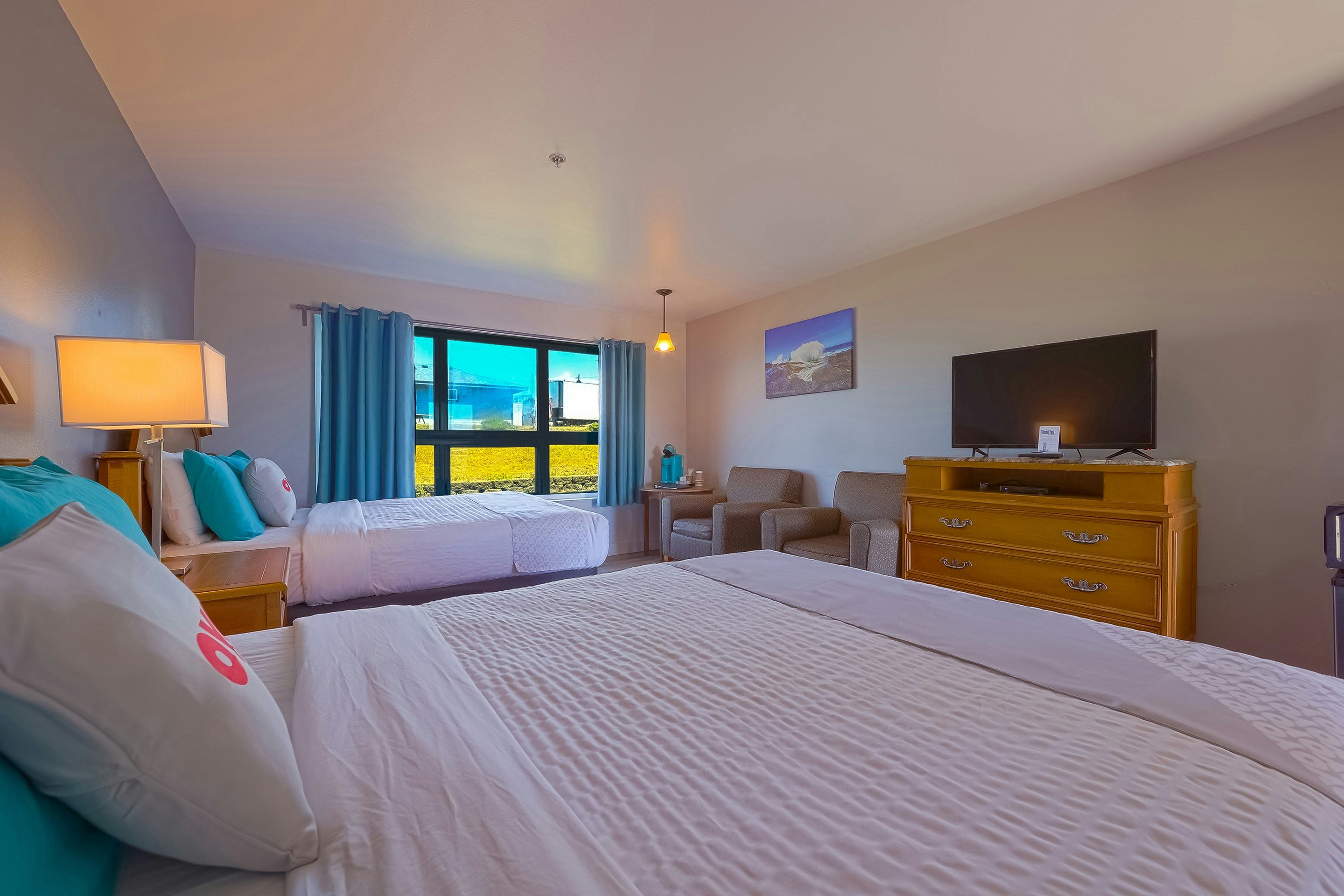 2 Queen Bed