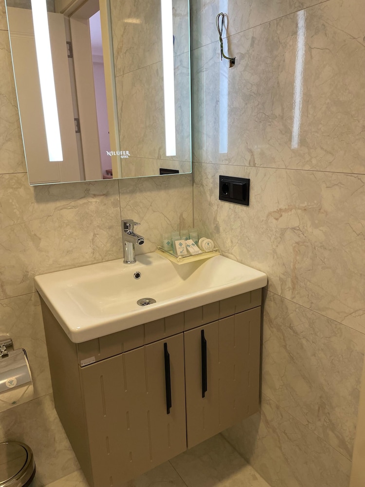 By Otel Nilüfer 42/50