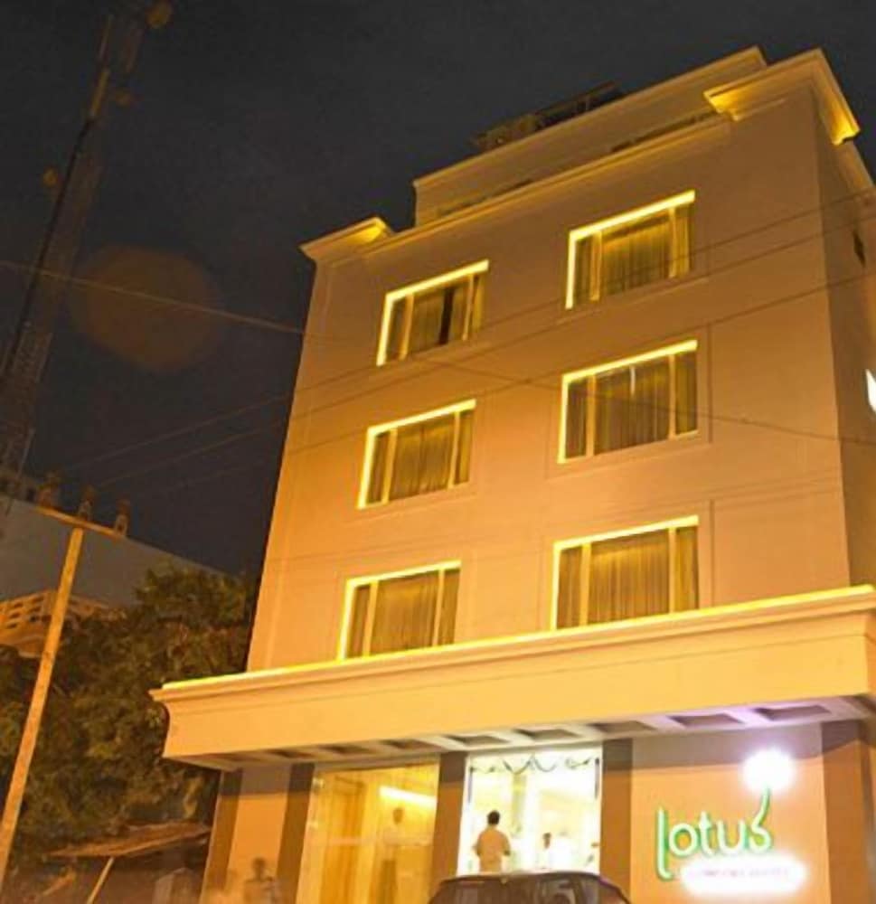 Lotus A Pondy Hotel 1/29