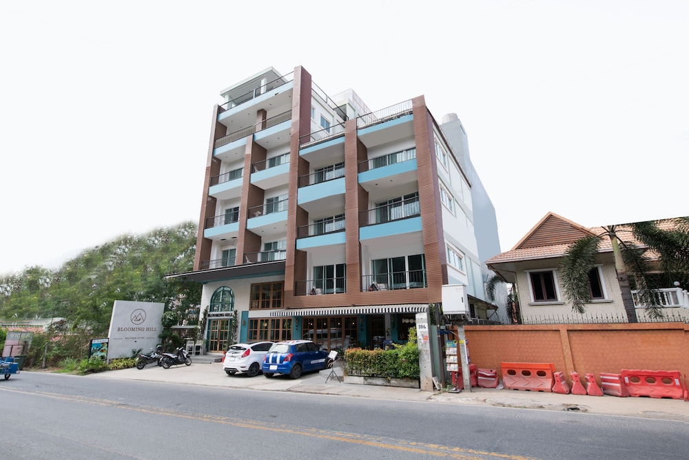 Capital O 631 Blooming Hill Boutique Suites 4/50