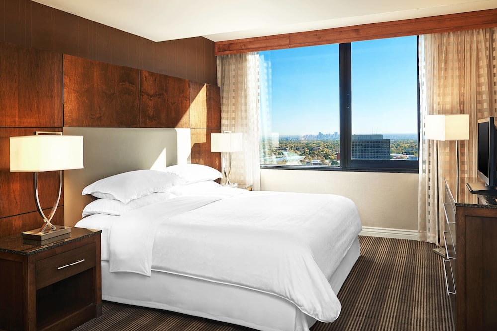 Sheraton Denver West Hotel 7/35