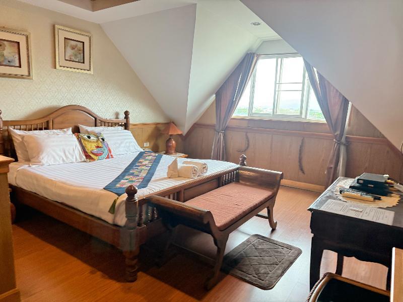 Suite, Bathtub