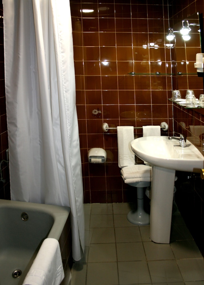 Hotel Virgen de Covadonga 47/47