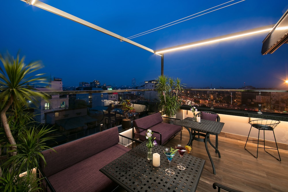 Hanoi Fiesta Hotel & Spa 35/42