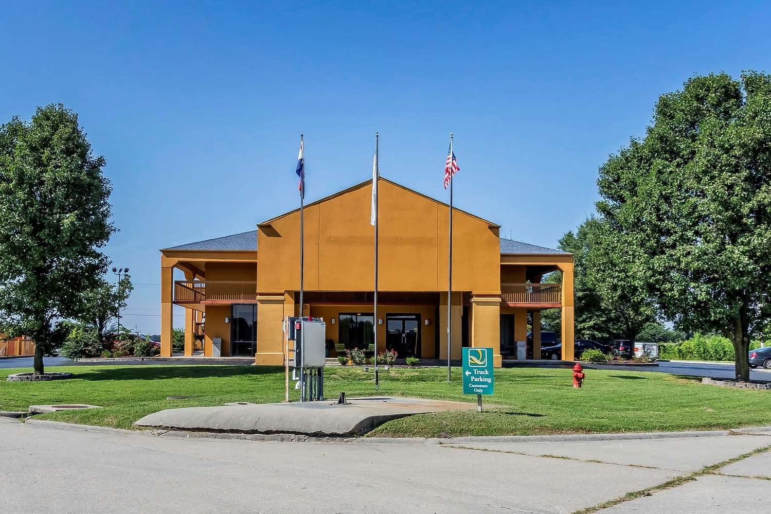 Quality Inn Charleston - Sikeston 2/36