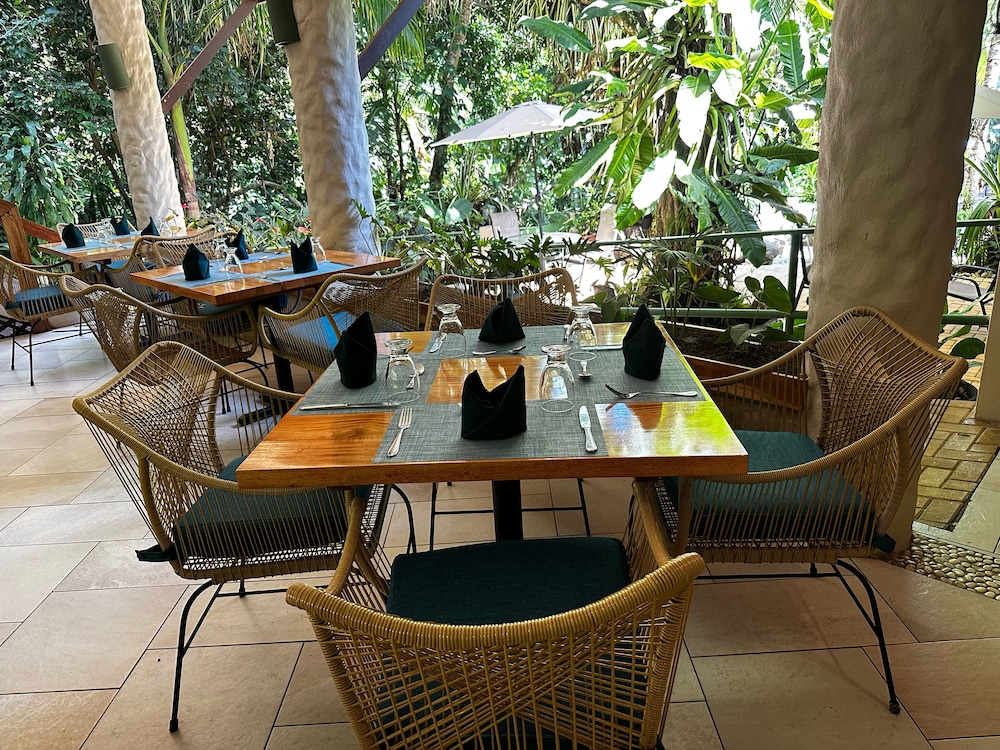 The Falls Resort at Manuel Antonio 58/70