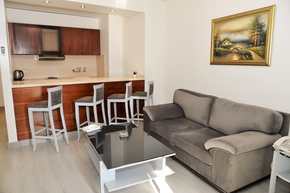 Ny Suites Hotel 34/58