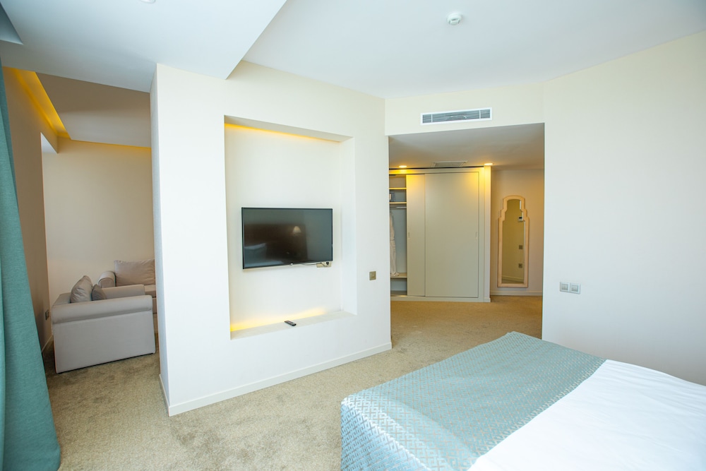 Khazar Inji Hotel 12/25