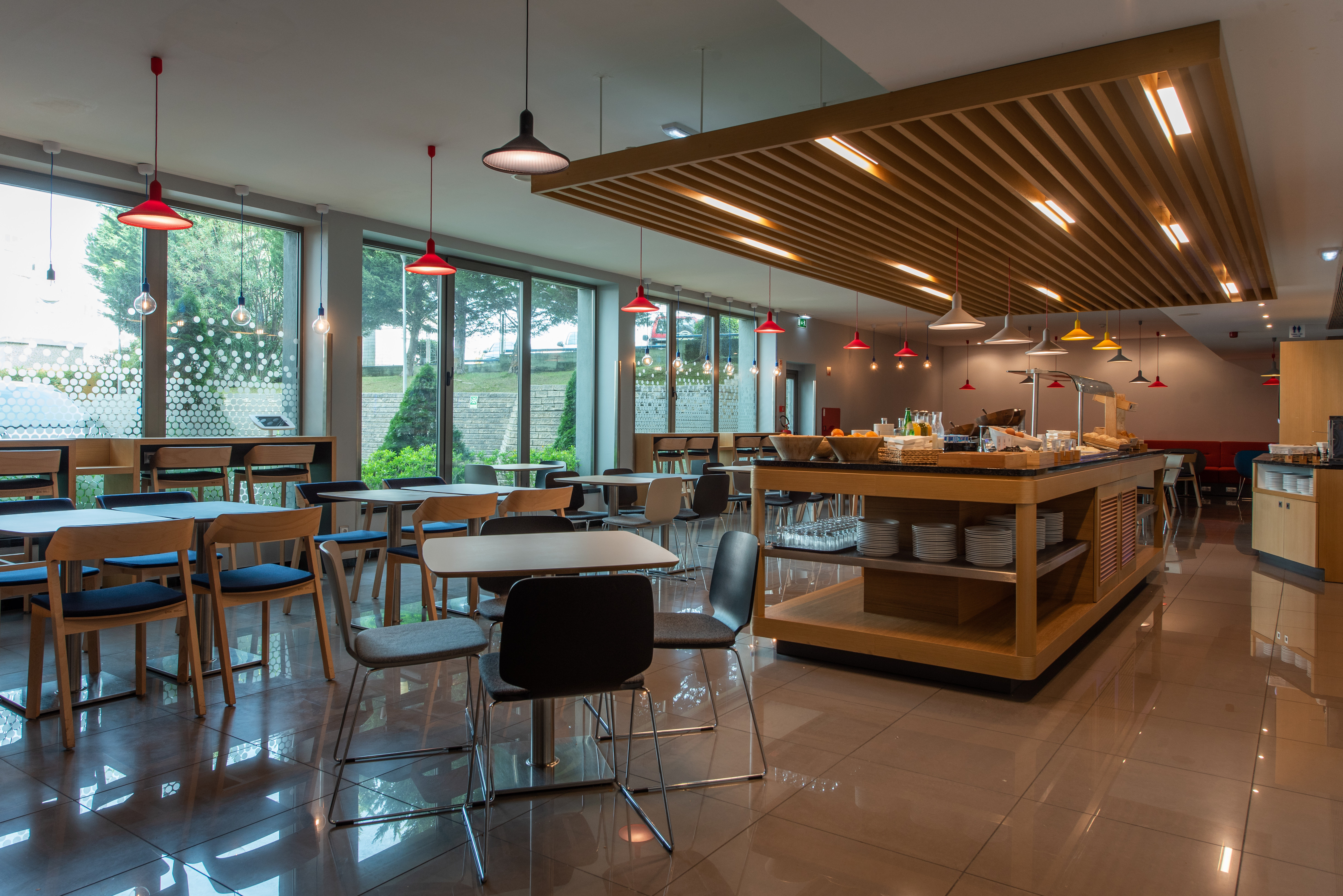 HOLIDAY INN EXPRESS LISBON AIRPORT 61/78