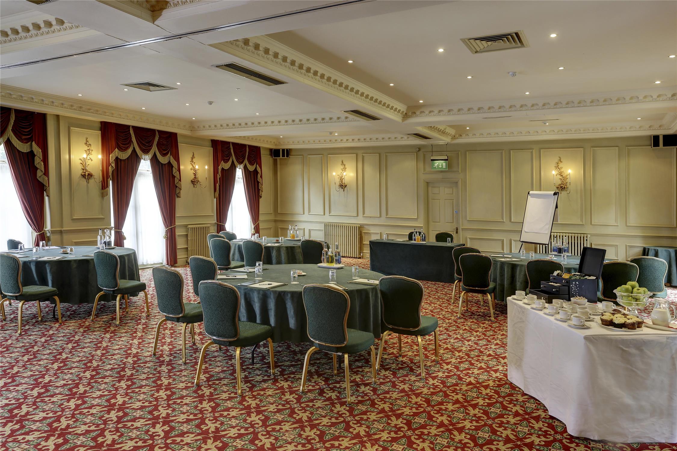 York Pavilion Hotel, BW Signature Collection 58/62