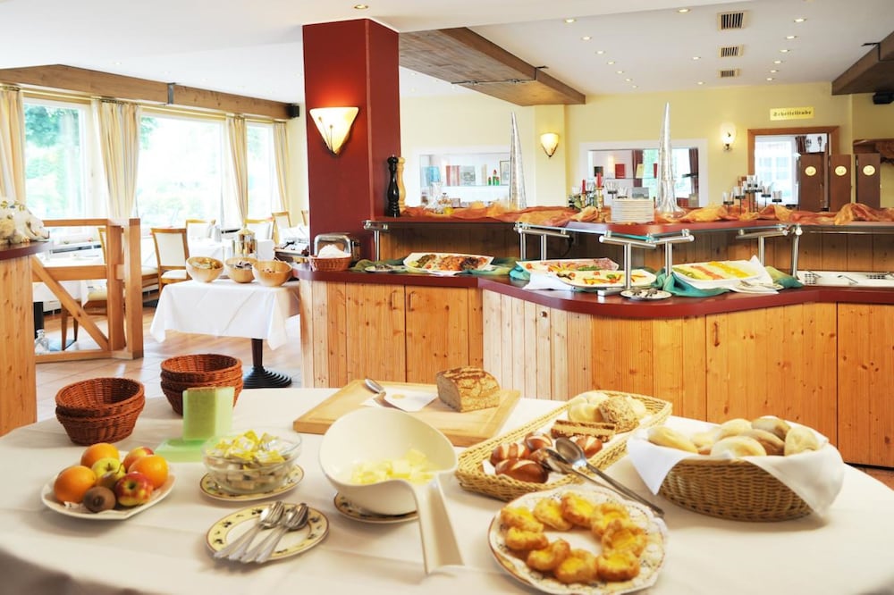 Ringhotel Goldener Knopf 28/48