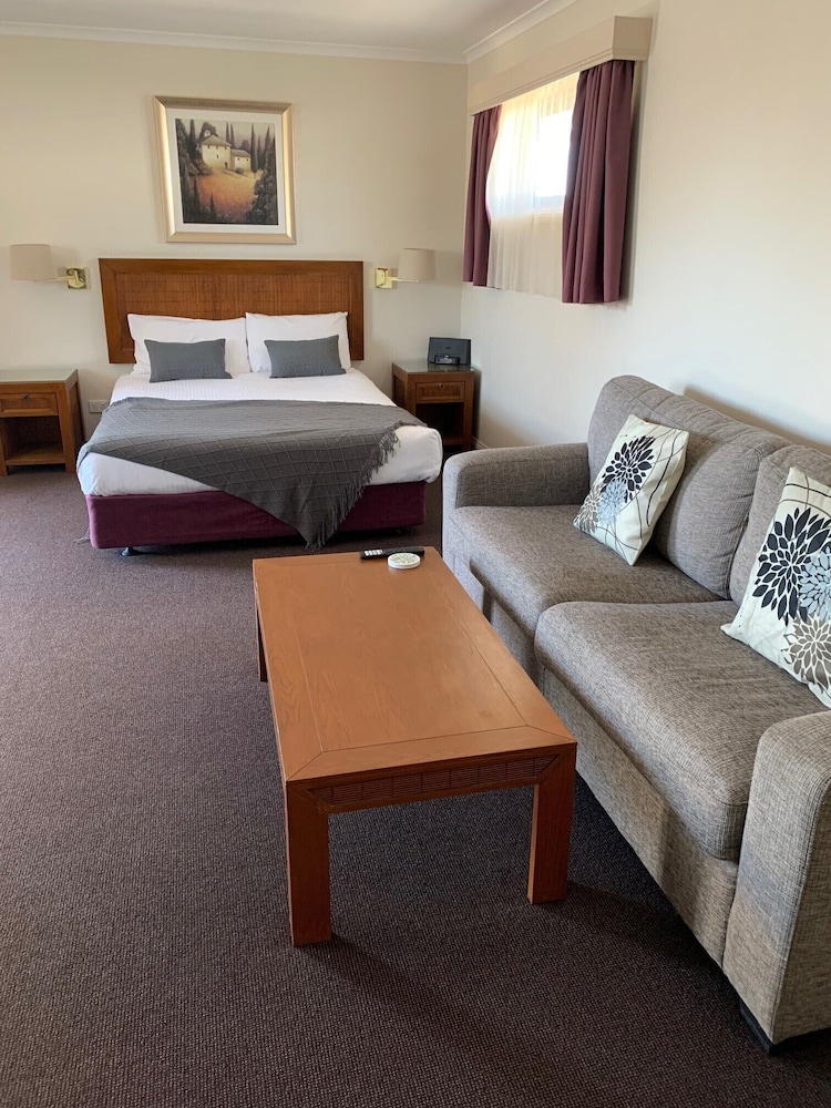 Armidale Pines Motel 31/62