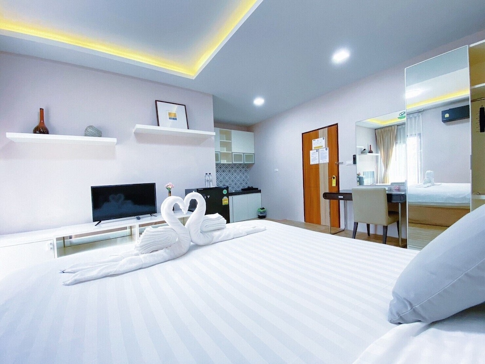 Daddy Dream Hotel and Residence 16/50
